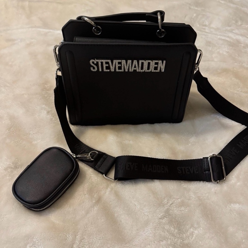 Steve Madden Bevelyn convertible crossbody purse